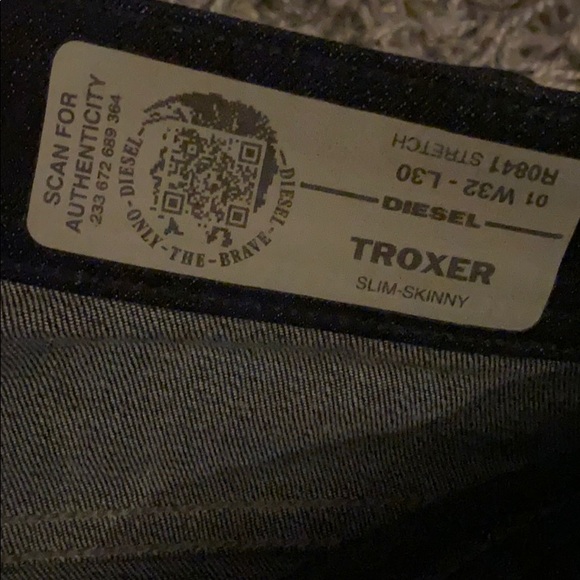 Diesel
Troxer Slim Skinny Jeans - Picture 3 of 5